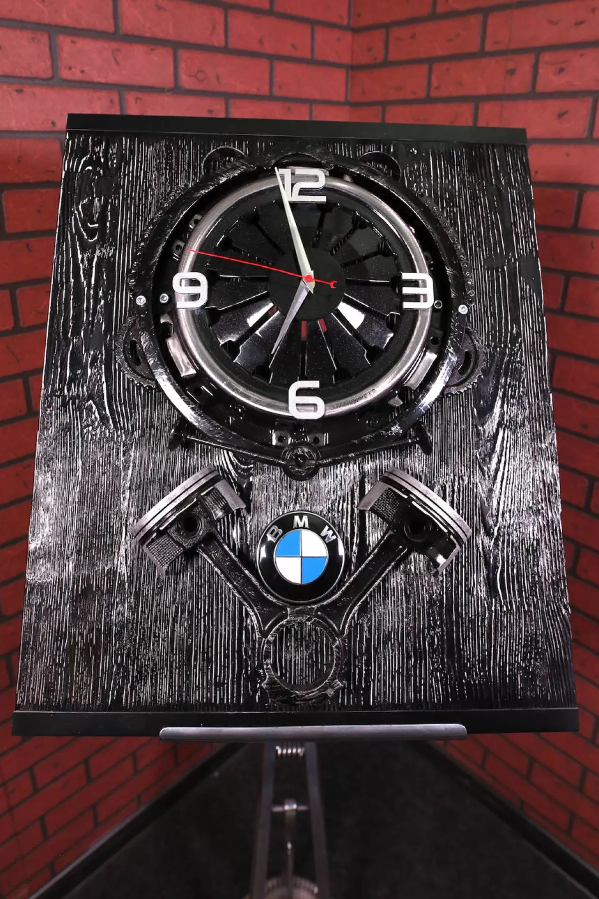 Часы BMW. Фотография 9